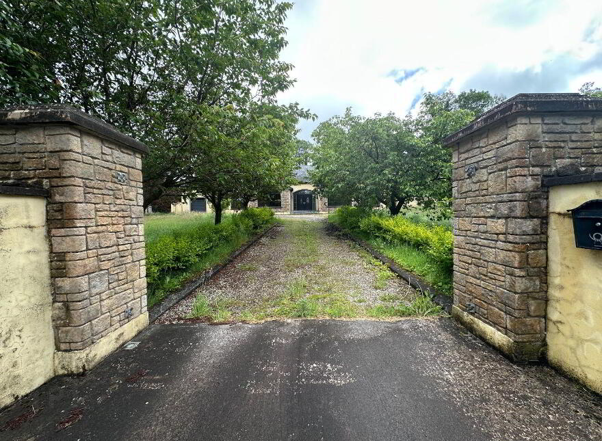 Gransha More, Stone Bridge, Stone Bridge, H23RW97