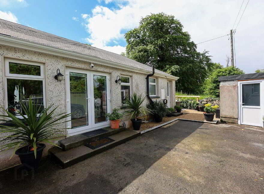 Martinstown, Delvin, Killucan, N91XH42