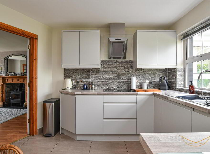 89 Henryville Manor, Ballyclare, BT39 9FP
