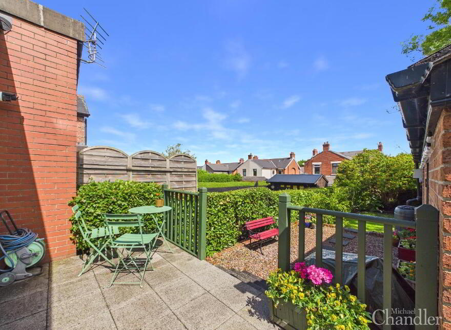 458 Castlereagh Road, Belfast, BT5 6BH