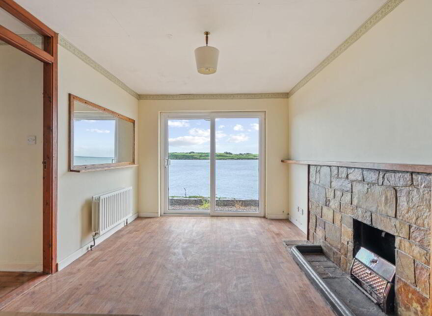 Villaflor, Weaver's Point, Crosshaven, P43PF85