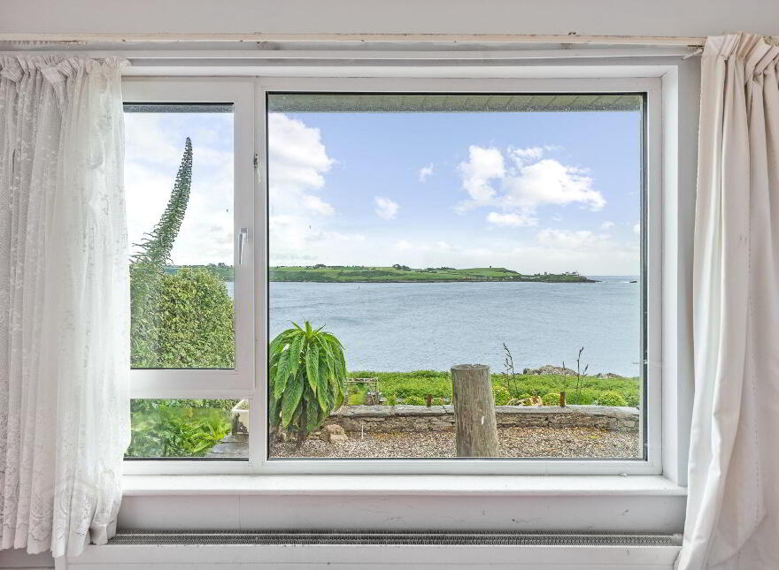 Villaflor, Weaver's Point, Crosshaven, P43PF85