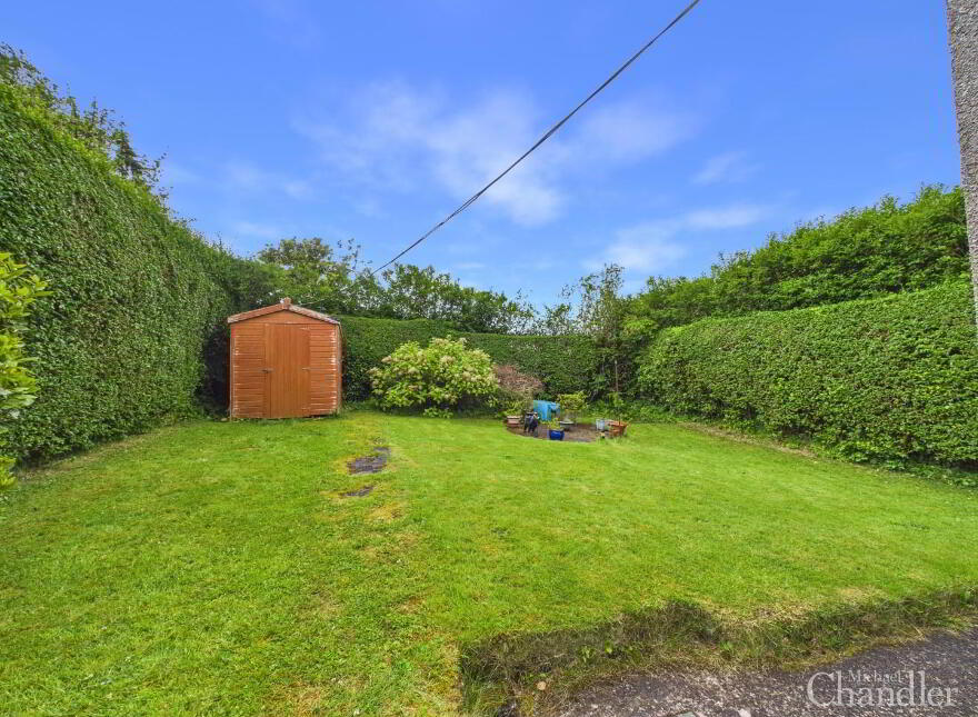 1 Newton Park, Belfast, BT8 6LL