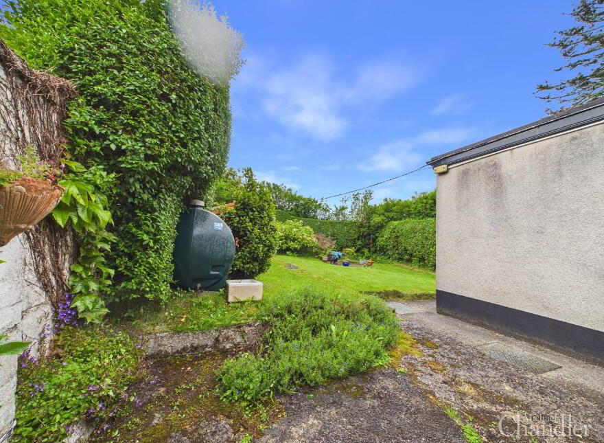 1 Newton Park, Belfast, BT8 6LL