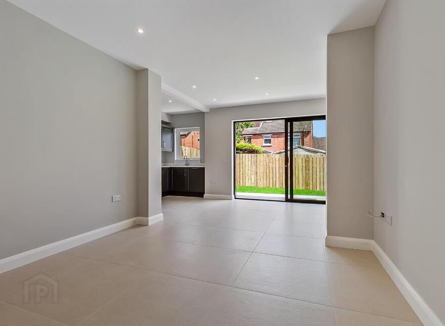 9 Ashton Avenue, Finaghy Road North, Belfast, BT10 0JR
