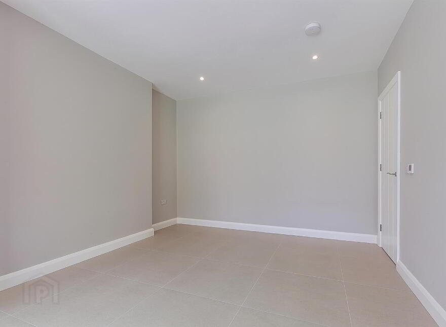 9 Ashton Avenue, Finaghy Road North, Belfast, BT10 0JR