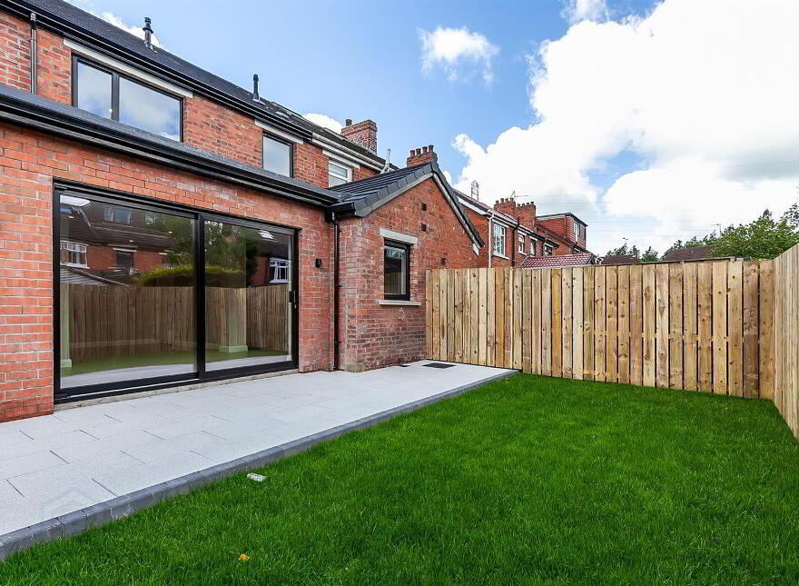 9 Ashton Avenue, Finaghy Road North, Belfast, BT10 0JR