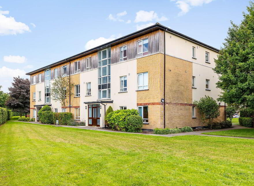 44 The Square, Hazelhatch Park, Celbridge, W23V3V1 photo