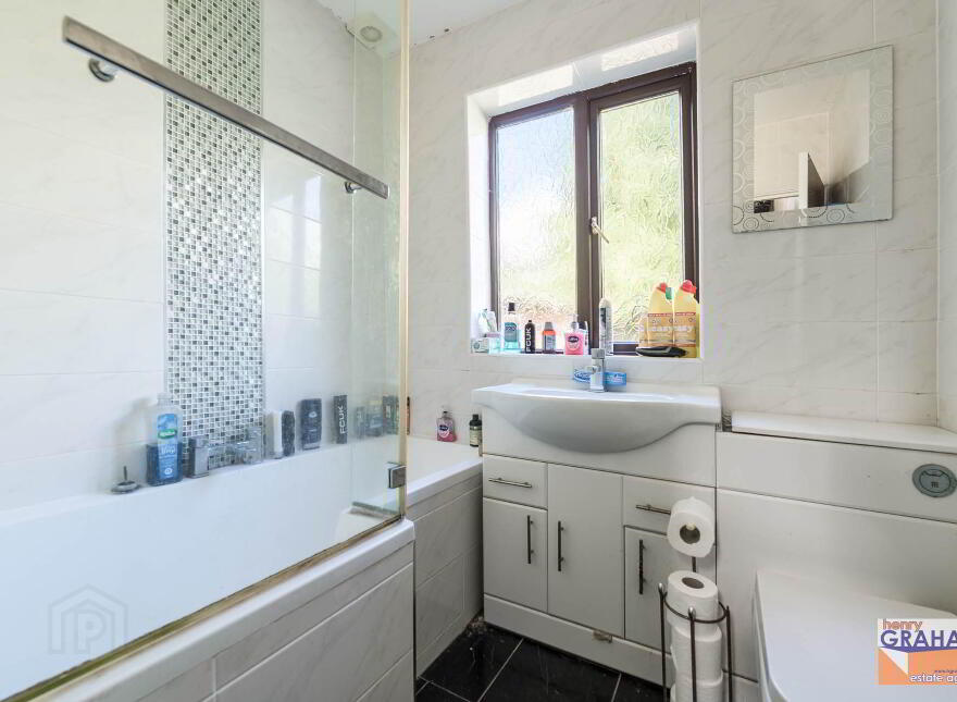 36 Ashlea Place, Lisburn, BT28 1HY