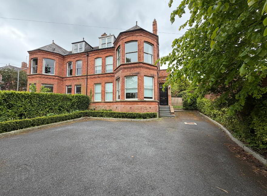 Windsor Park, Lisburn Road, Belfast, BT9 6FQ