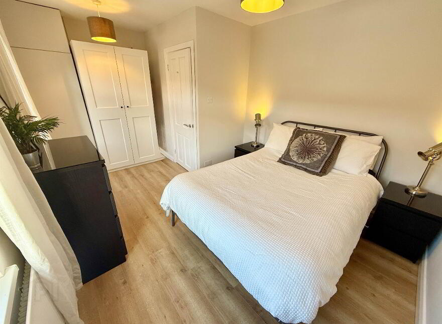 38 Florida Drive, Belfast, BT6 8EX