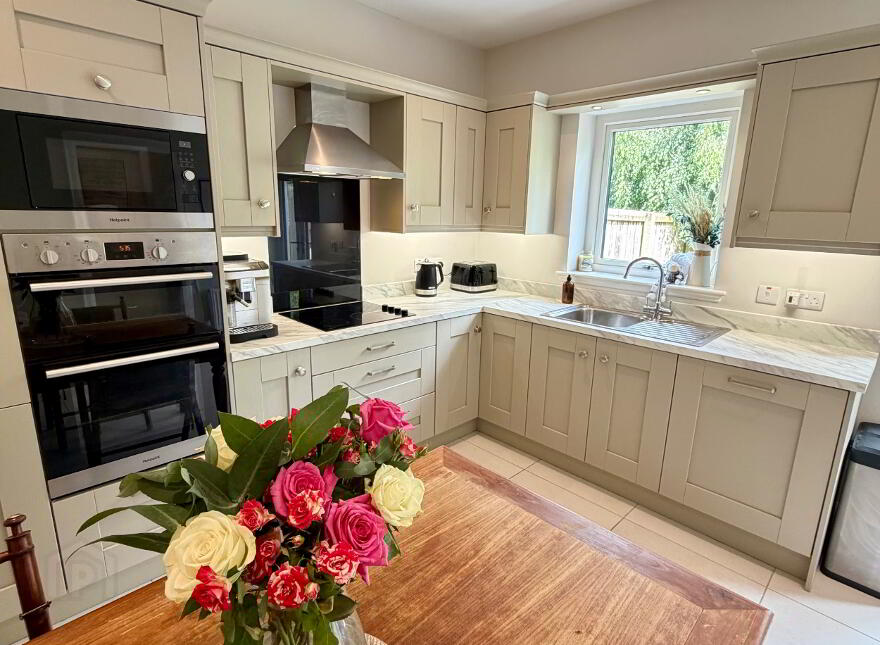 8 Artasooly Crescent, Tullysaran, Armagh, BT71 7UF