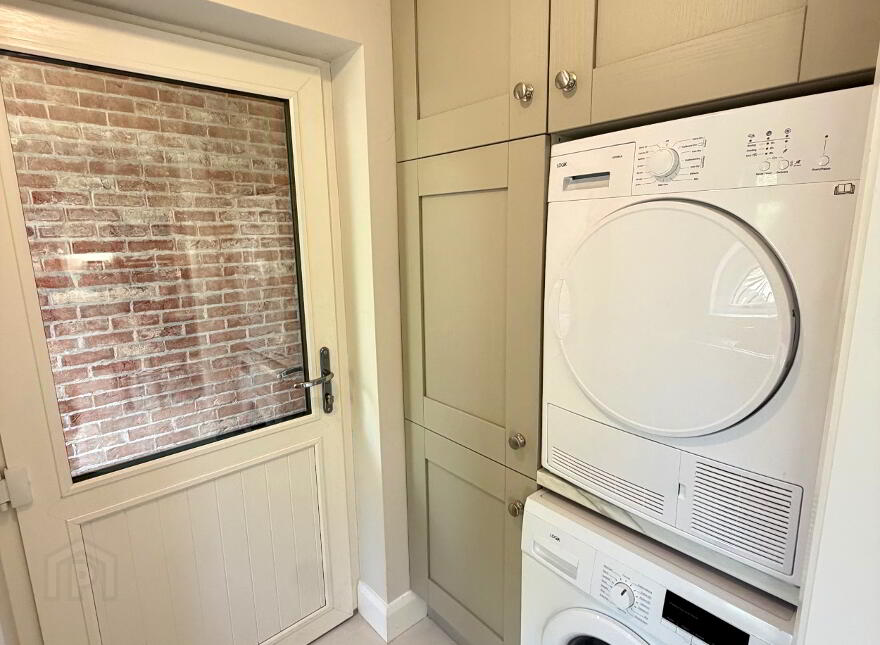 8 Artasooly Crescent, Tullysaran, Armagh, BT71 7UF