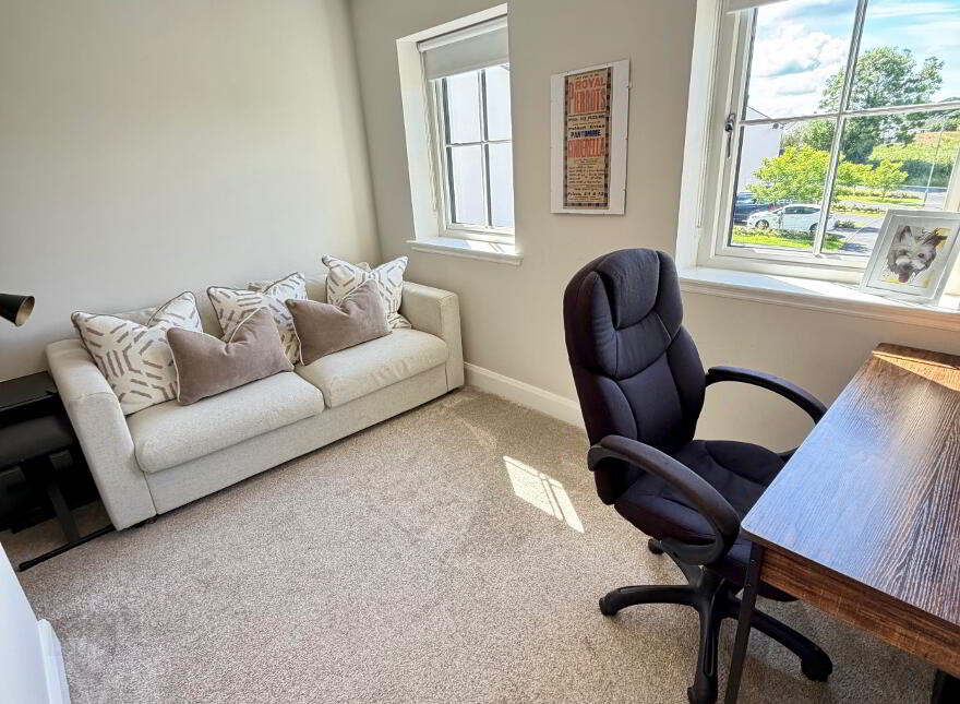 8 Artasooly Crescent, Tullysaran, Armagh, BT71 7UF