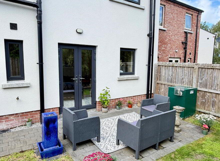 8 Artasooly Crescent, Tullysaran, Armagh, BT71 7UF