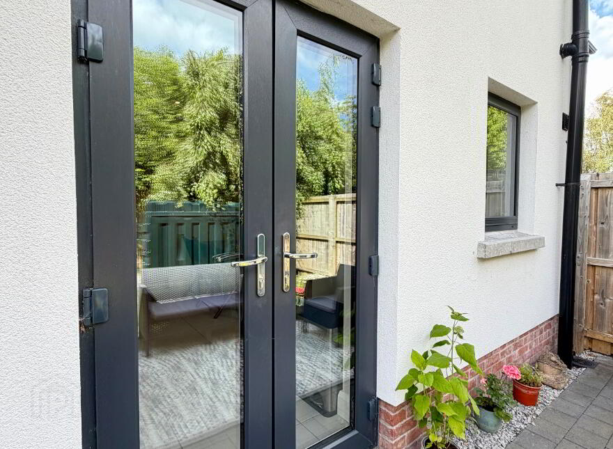 8 Artasooly Crescent, Tullysaran, Armagh, BT71 7UF