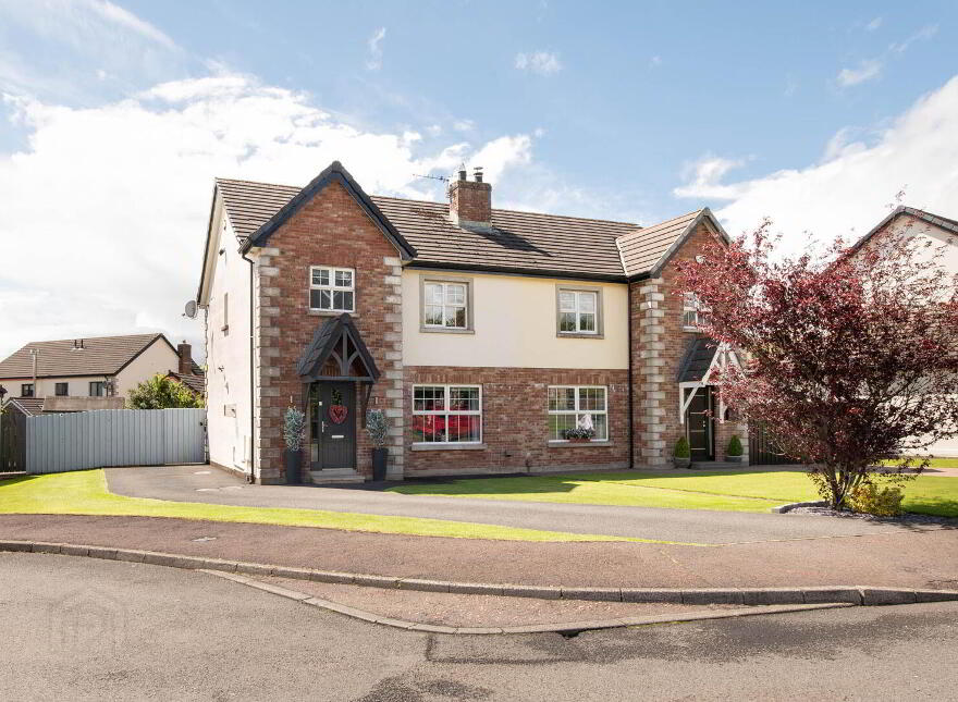 65 Rogan Manor, Newtownabbey, BT36 4BD