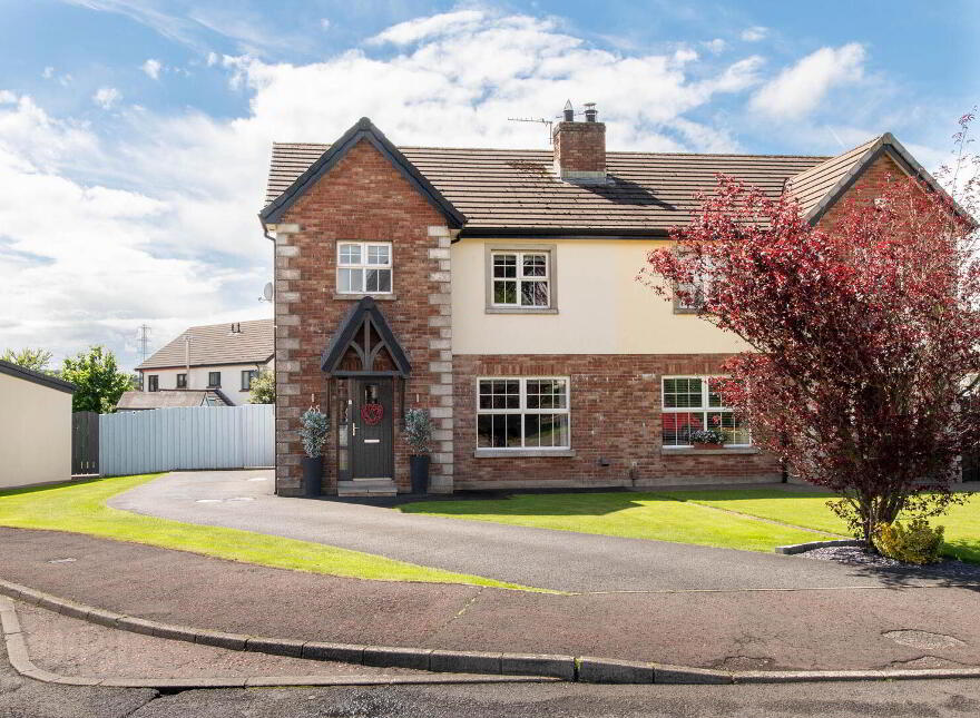 65 Rogan Manor, Newtownabbey, BT36 4BD