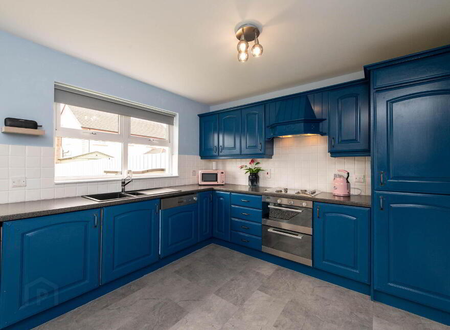 65 Rogan Manor, Newtownabbey, BT36 4BD