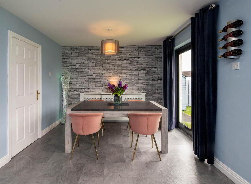 65 Rogan Manor, Newtownabbey, BT36 4BD