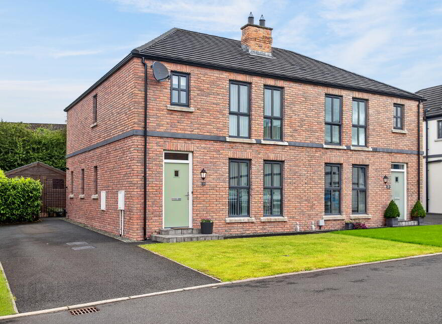 19 Castlegate, Galgorm, Ballymena, BT42 1SD