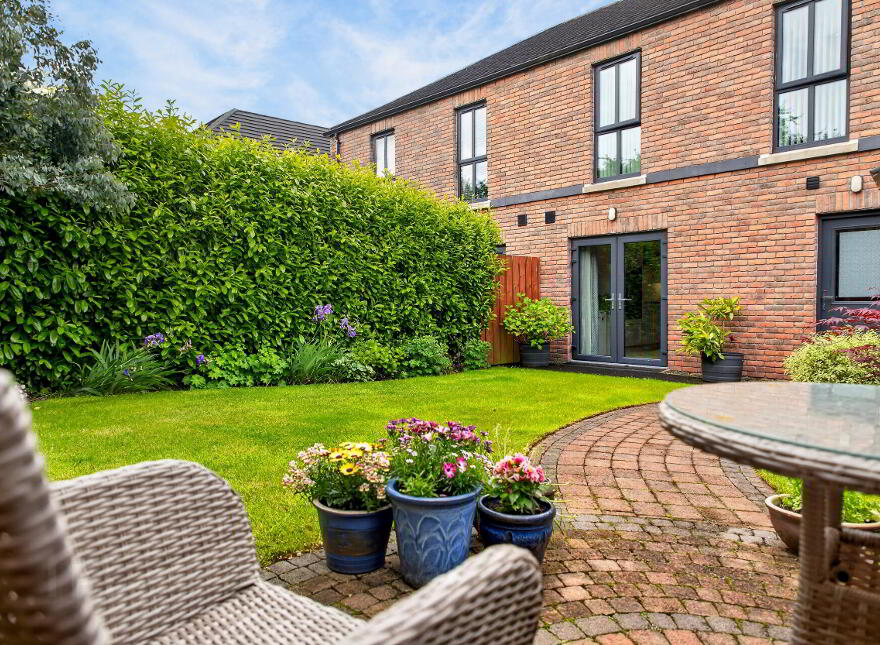 19 Castlegate, Galgorm, Ballymena, BT42 1SD