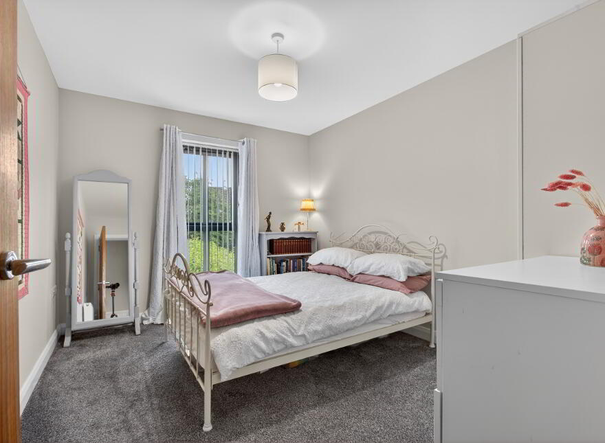 19 Castlegate, Galgorm, Ballymena, BT42 1SD