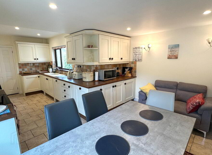 19 Queens Park, Coleraine, BT51 3JS