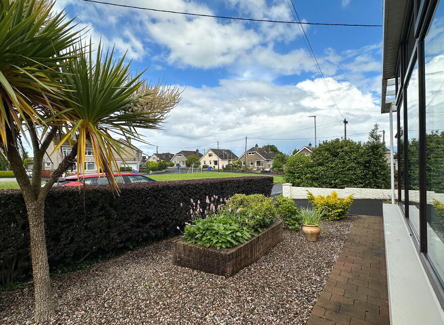 19 Queens Park, Coleraine, BT51 3JS
