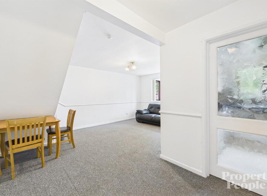 14 Sycamore Grove, Belfast, BT4 2RB