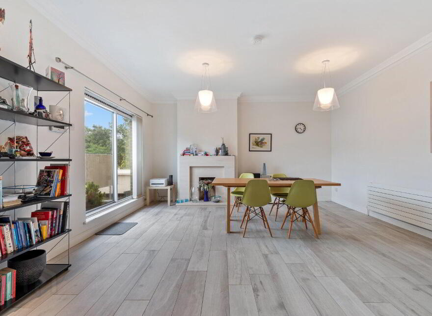 Flat 3 Hollyheath, 14 Derryvolgie Avenue, Belfast, BT9 6FB