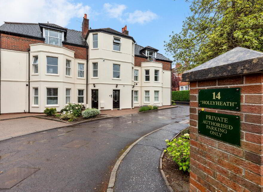 Flat 3 Hollyheath, 14 Derryvolgie Avenue, Belfast, BT9 6FB