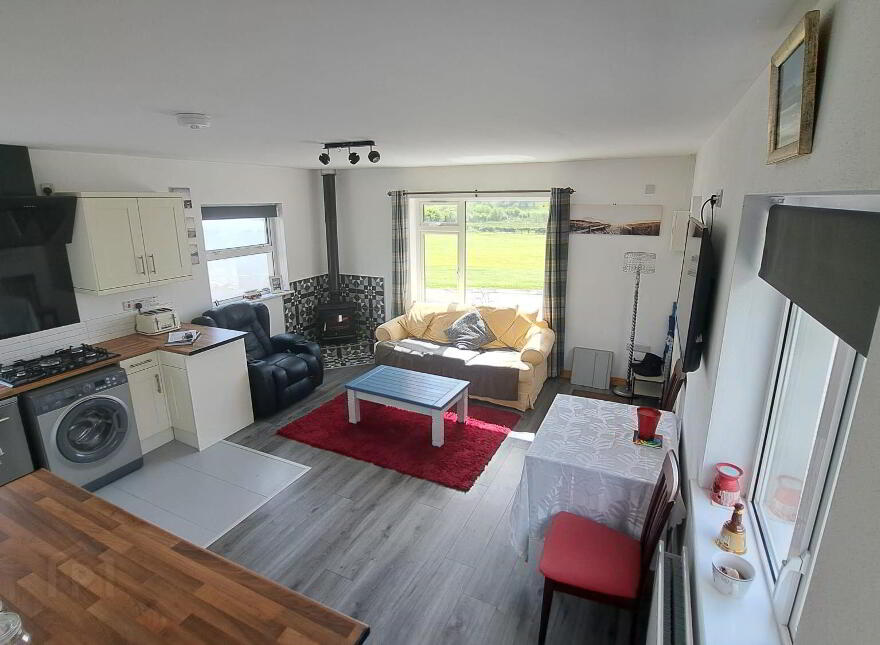 Ardlongfield, Ballyshannon, F94AX2W