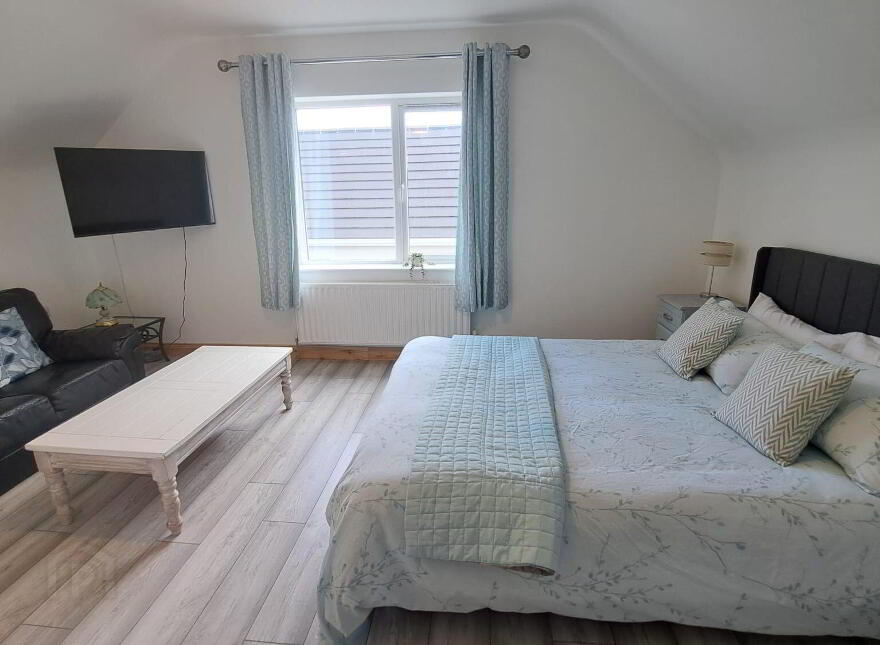 Ardlongfield, Ballyshannon, F94AX2W