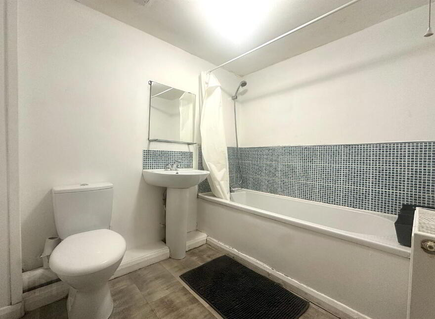 Apartment 2 29A Orient Gardens, Belfast, BT14 6LH