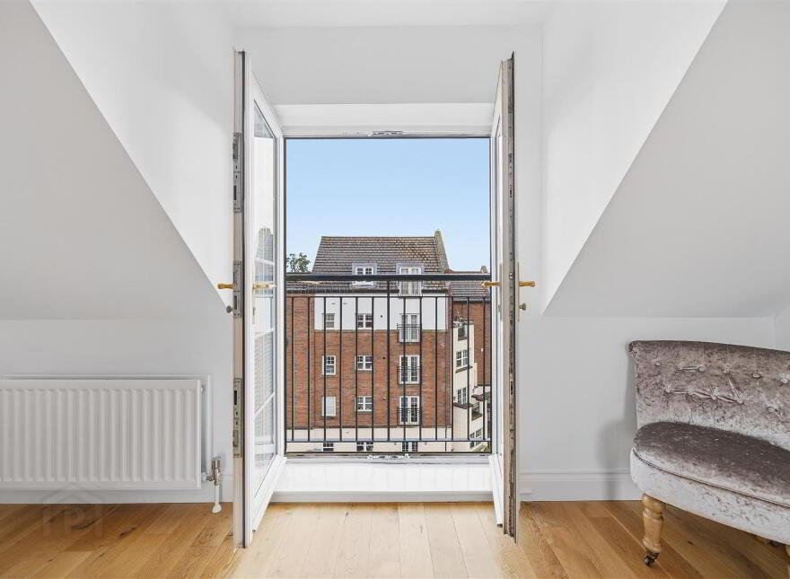 Apt 15 Bridge House, 9 Lagan Way, Wellington Square, Belfast, BT7 3LL