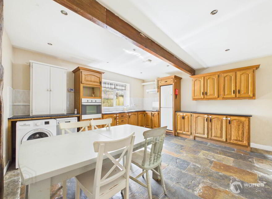 1 Main Street, Ballyhale, R95A8H3