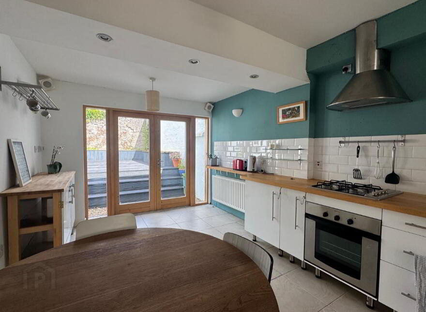 12 College Street, Ballyshannon, F94PC86