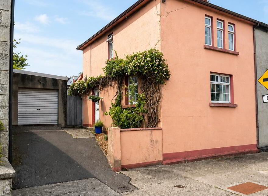 12 College Street, Ballyshannon, F94PC86