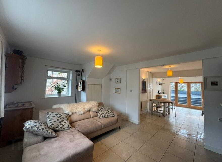 12 College Street, Ballyshannon, F94PC86