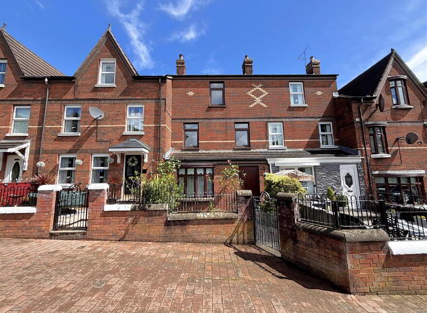 373 Crumlin Road, Belfast, BT14 7FY