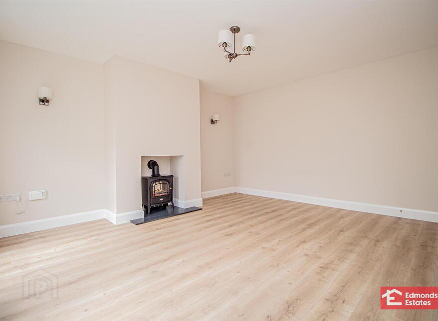 18 Abbey Grange, Portglenone, Ballymena, BT44 8BB