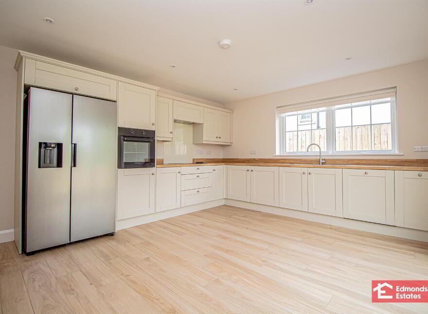 18 Abbey Grange, Portglenone, Ballymena, BT44 8BB