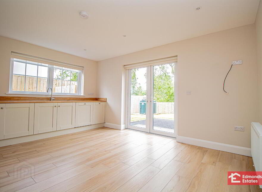 18 Abbey Grange, Portglenone, Ballymena, BT44 8BB
