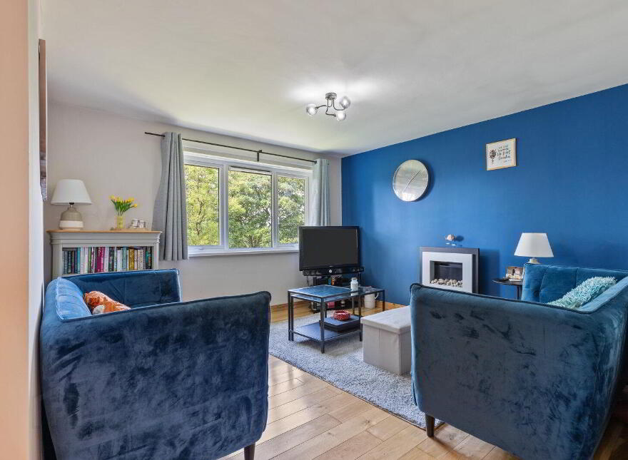 37 Titterington Gardens, Drumbo, Lisburn, BT27 5LJ