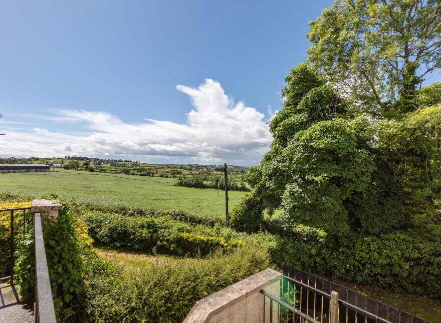 37 Titterington Gardens, Drumbo, Lisburn, BT27 5LJ