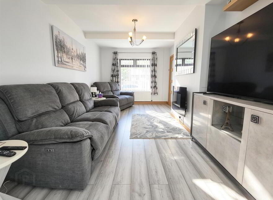 34 Parkmount Gardens, Belfast, BT15 4GP