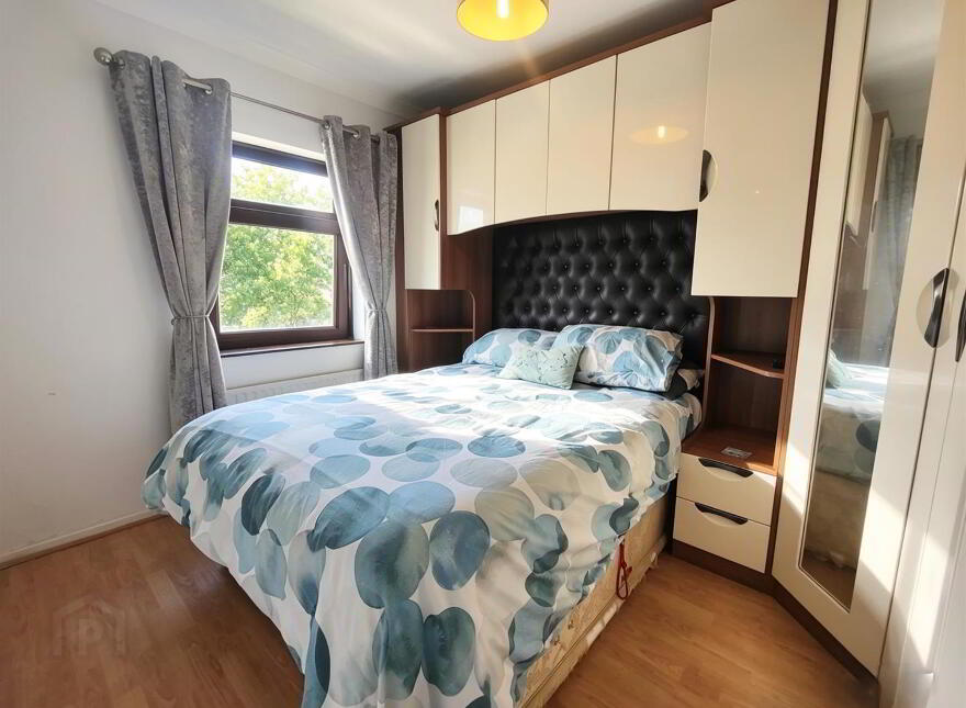 34 Parkmount Gardens, Belfast, BT15 4GP