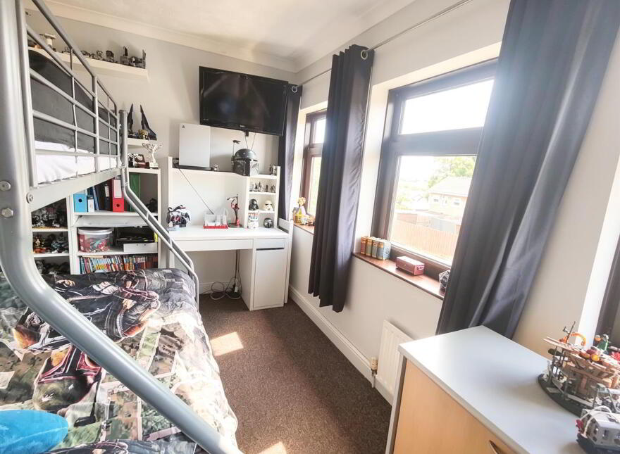 34 Parkmount Gardens, Belfast, BT15 4GP
