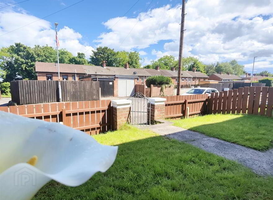 34 Parkmount Gardens, Belfast, BT15 4GP